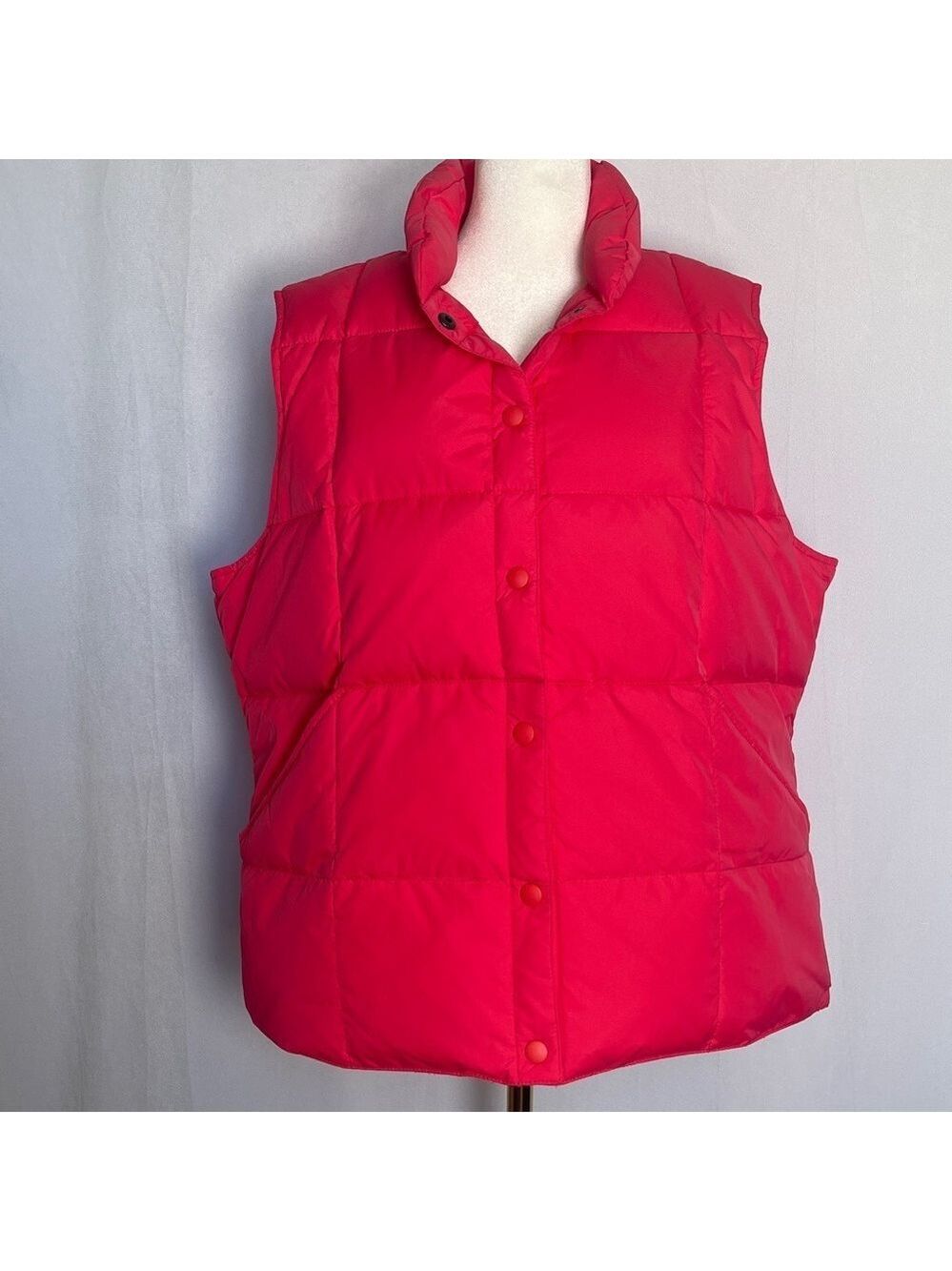 Lands' End Quilted Puffer Goose Down Vest Size L Pink Pockets Button Front EUC